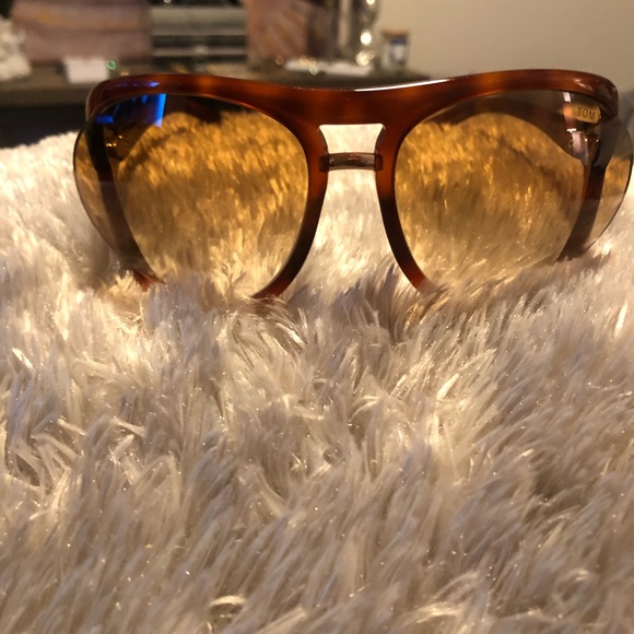 Tom Ford brown sunglasses - Picture 6 of 8